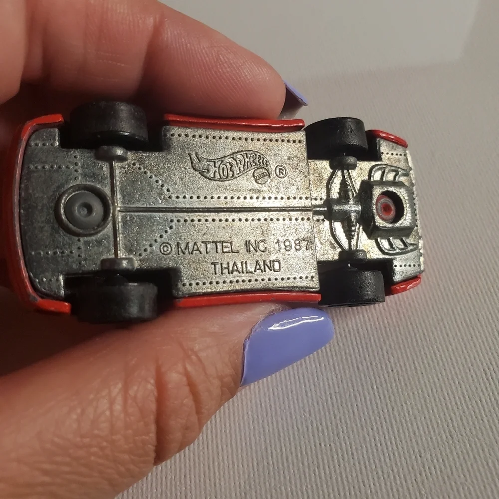Vintage 1987- Porsche Twin Turbo Hot Wheel